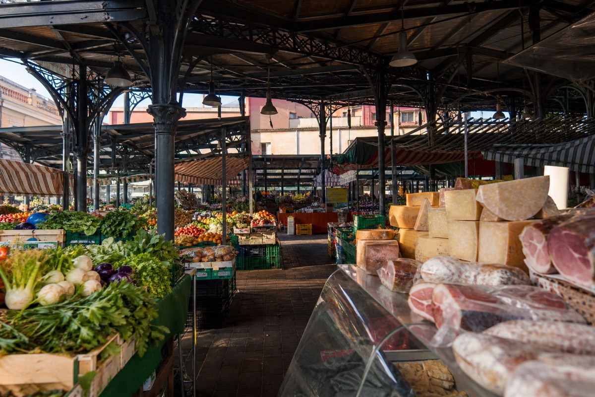 The Mercato della Ghiaia covered market in Parma