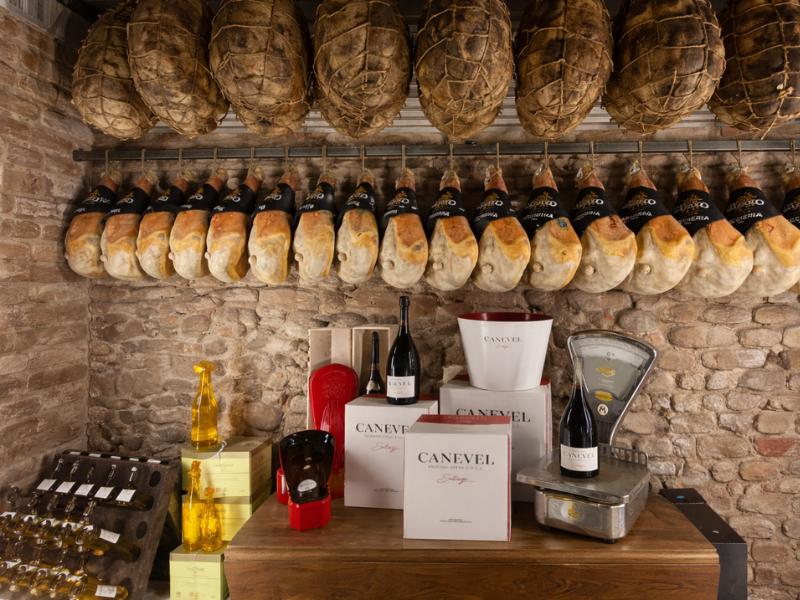 Parma Intimate Market & Artisan Food Tour – Max 8 Guests